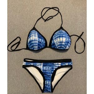 Blue & White push up Bikini set🌴